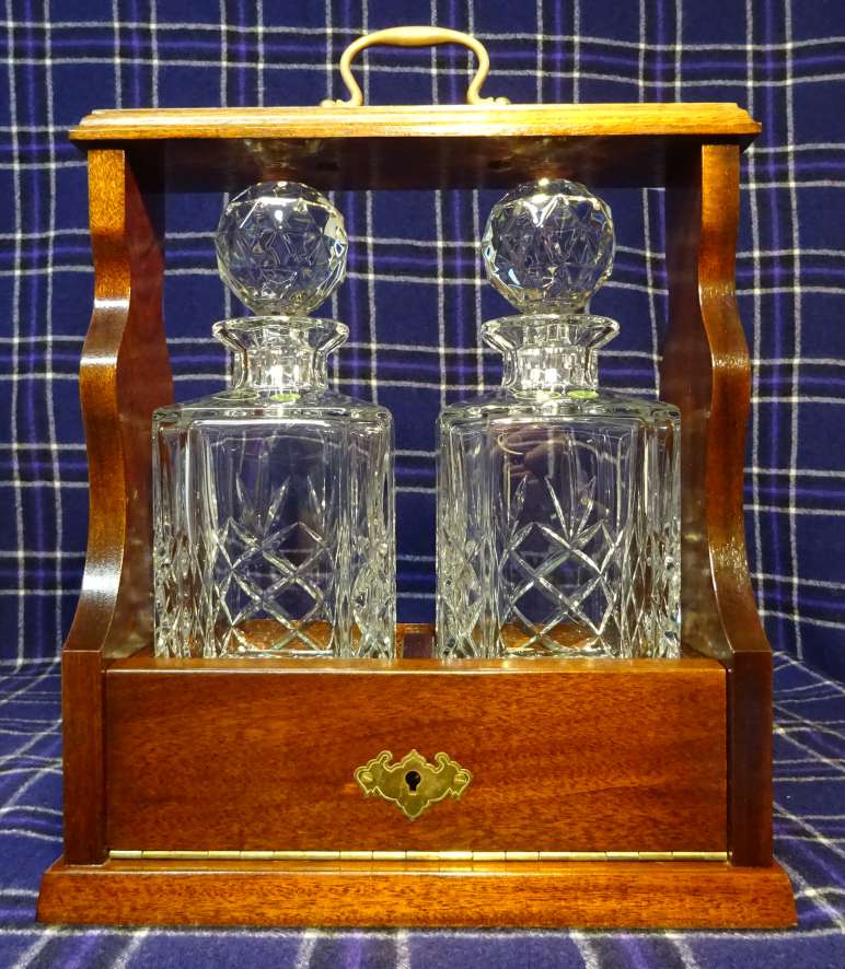 SPECIAL - 2 DECANTER TANTALUS