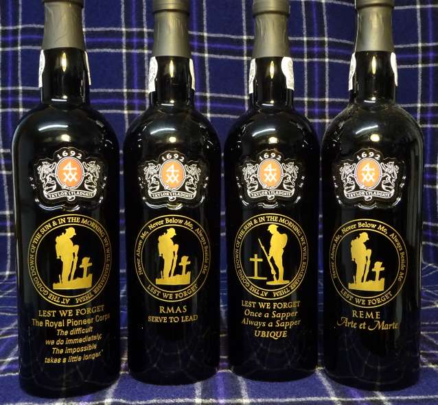 LEST WE FORGET - ENGRAVED REMEMBRANCE PORT