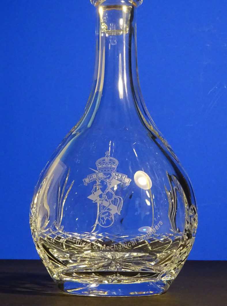 WINE DECANTER - 1 Litre Bohemia Crystal Teardrop Wine Decanter